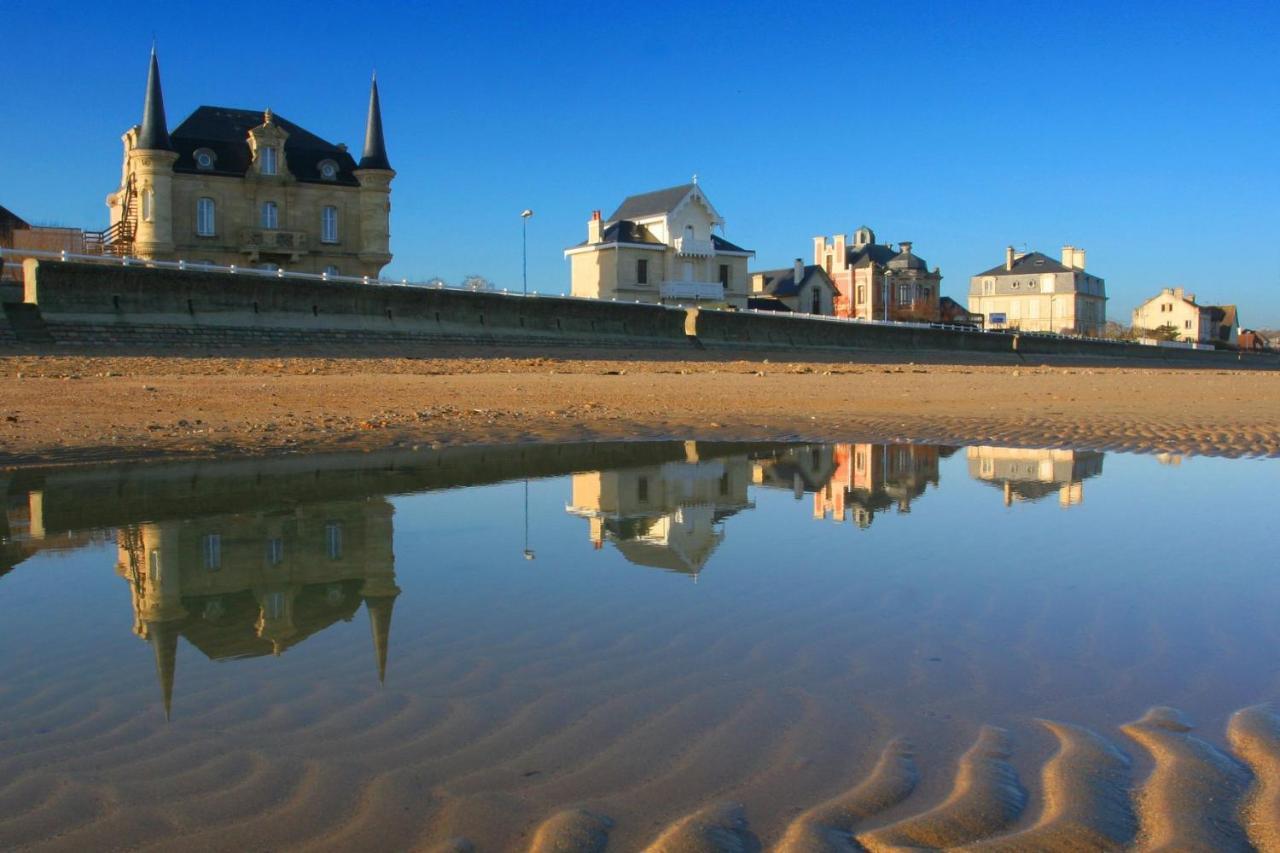 Grand Studio Bayeux: Cozy 3-Star in Historic Center Exterior photo